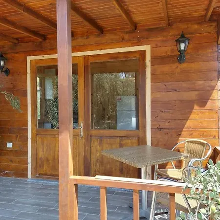 Olive Garden Bungalow Ferienhaus