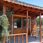 Dom wakacyjny Olive Garden Bungalow
