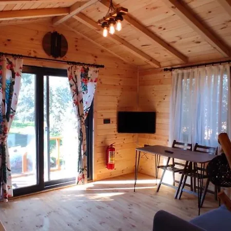 Olive Garden Bungalow Ferienhaus *