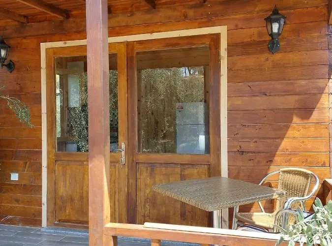 Olive Garden Bungalow Semesterbostad